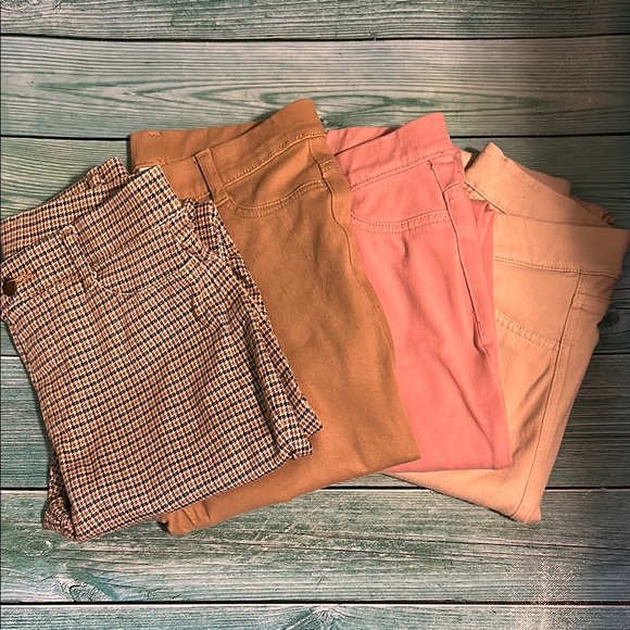 Time and Tru Tan Pants - Picture 1 of 7